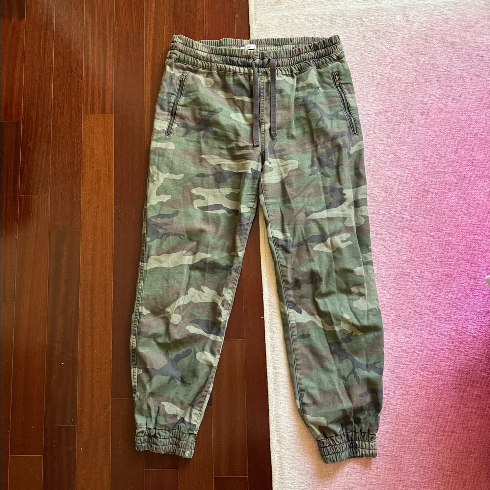 Artizia TNA Cargo Army Joggers